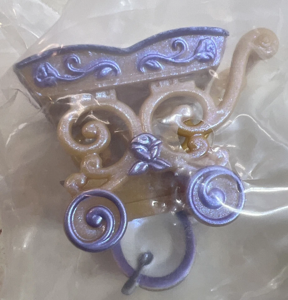 NEW Disney Tsum Tsum Series 1 Story Set Mrs. Potts & Tea (Beauty and the Beast) - Image 3 of 3