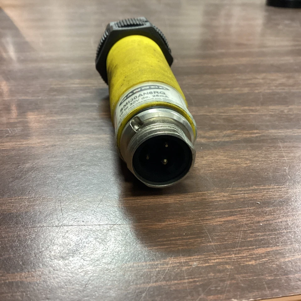 Banner SMI30AN6RQ Barrel Sensor - Image 3 of 4