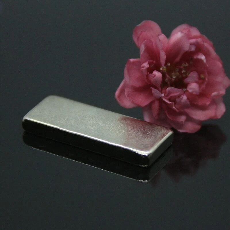 5 MAGNETI NEODIMIO 25X10X3 MM CALAMITA POTENTE FIMO CERAMICA MAGNETE CALAMITE - Immagine 2 di 3