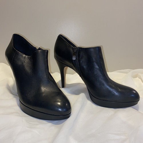 Vince Camuto Women's Elvin Bootie Black 