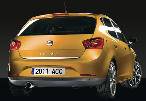 SEAT IBIZA TAILGATE CHROME TRIM MOULDING 6J0071360 NEW GENUINE 