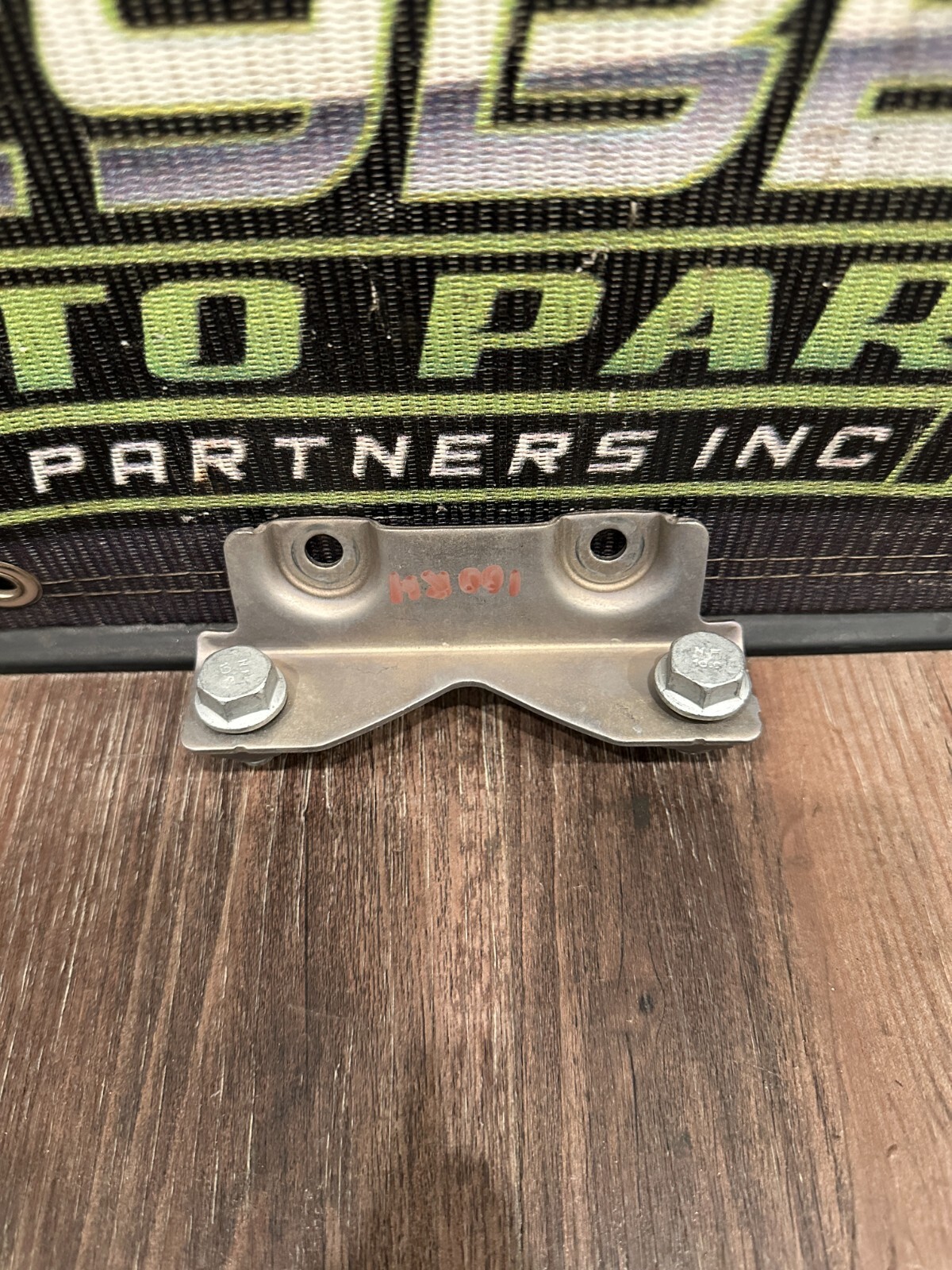 2017-18 AUDI R8 / HURACAN FRONT RIGHT DIFFERENTIAL SUPPORT MOUNT BRACKET OEM
