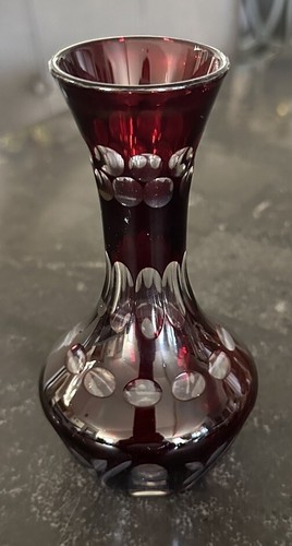 Vintage Crystal Vase Ruby Red Clear Glass Small 6 Inches Decorated - 第 13/24 張圖片