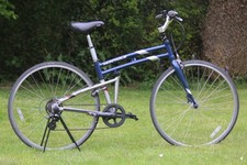 MONTAGUE TOWN,FOLDING 7 SPEED CITY BICYCLE.