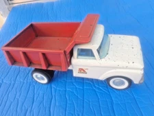 RARE Vintage early 1960's NYLINT Ford Hydraulic Dump Truck | Red | White | 6100