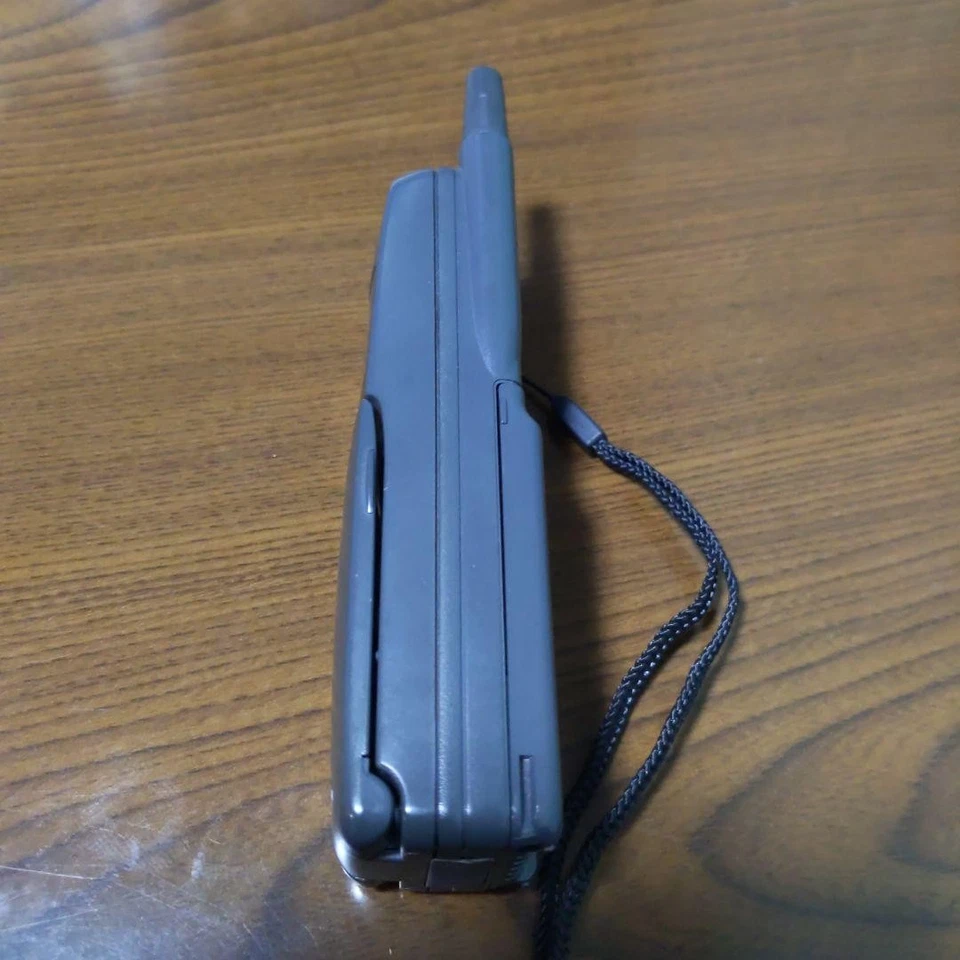 Artículo usado 1996 compra teléfono móvil Mitsubishi D-801Dk Foto 3 de 4