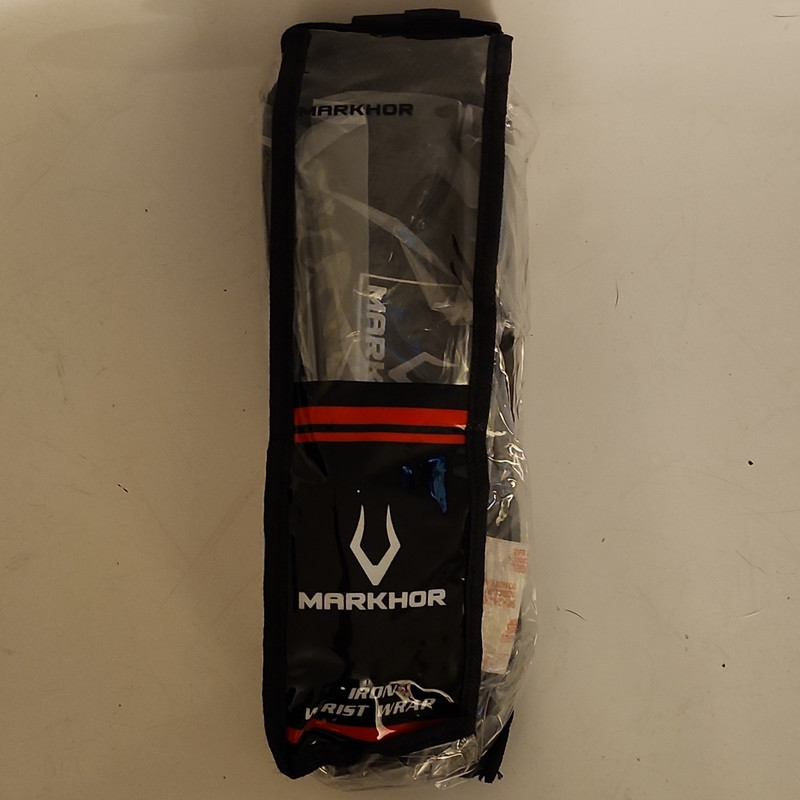 MARKHOR Iron Wrist Wraps Adjustable Elastic One Size Black/Red 2-Pack