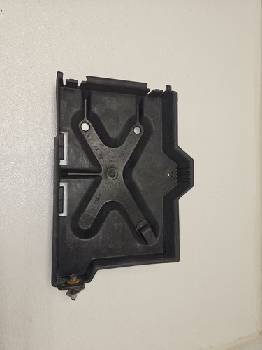 1996-2000 Chevy GMC OBS GMT400 Plastic Driver Side Battery Tray 15977664