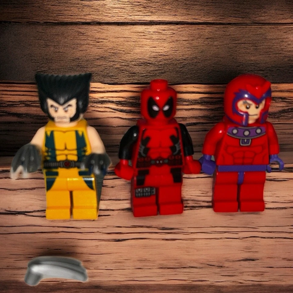 LEGO Deadpool, Wolverine y Magneto Minifiguras, Set 6866 - Faltan Accesorios Foto 3 de 4