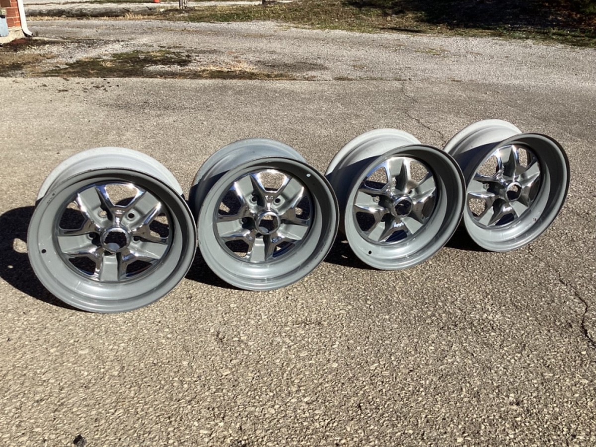 4)OLDSMOBILE CUTLASS DELTA 88 ROYALE 15 x7 SSII RALLY WHEELS RIMS