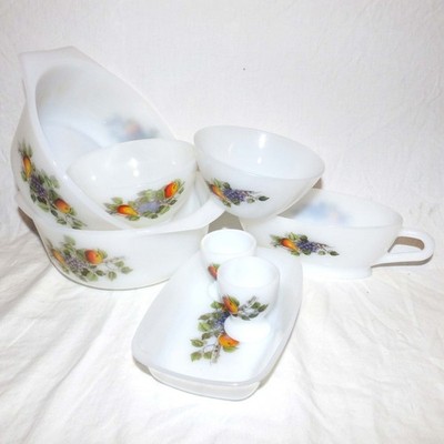 Rare Vintage Arcopal France Fruits de France Complete Set - 1970s Milk Glass - 8