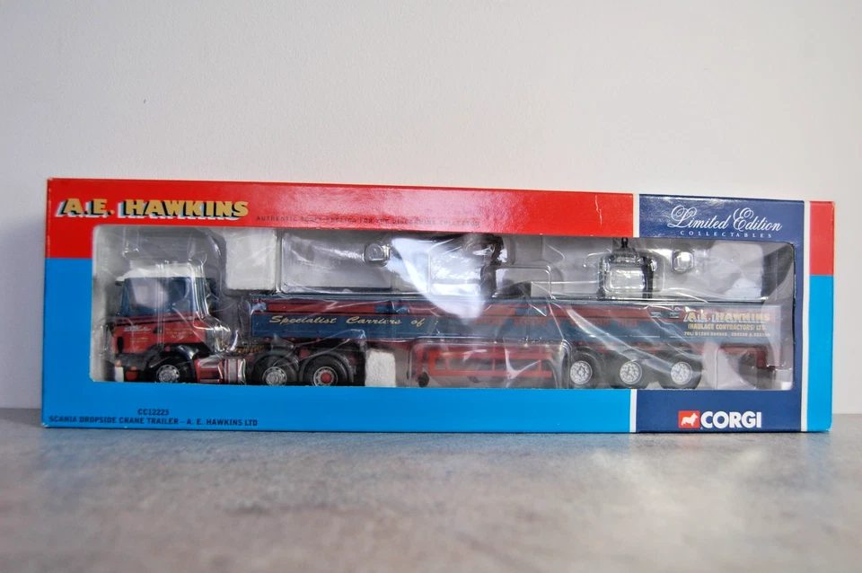 CORGI CC12223 SCANIA DROPSIDE CRANE TRAILER   A.E.A E HAWKINS - LIMITED EDITION - Image 2 of 4