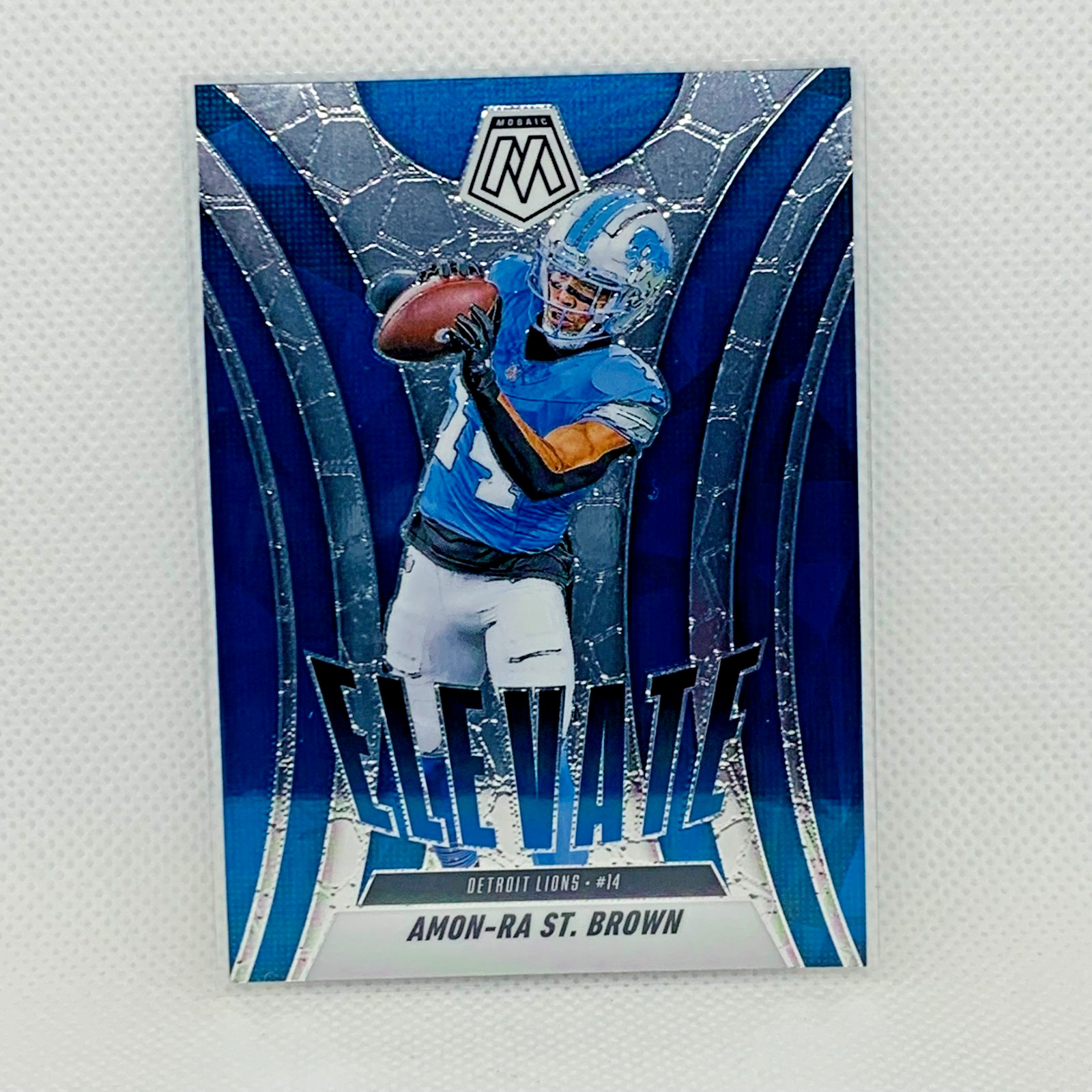 2025 Panini Mosaic Football Amon-Ra St. Brown Elevate Insert #15 - Detroit Lions