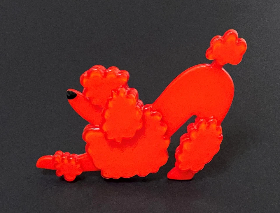 RARO BROCHE CANICHE CHARRETERA SALTADA LOUISA CAMILLE LANZAMIENTO 2012 Foto 2 de 4