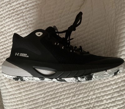 Under Armour Womens HOVR Breakthru 3024398 Black Basketball Shoes Sneakers Sz 11
