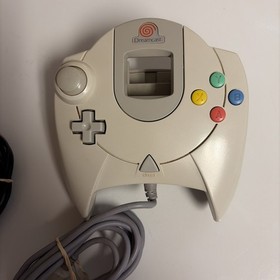 Sega Dreamcast Console White HKT-3020 Powers On Does Not Read Disc Controller