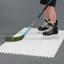 Skate Anytime – Sick Mitts Skill Set – Synthetic Ice for Hockey – Expandable