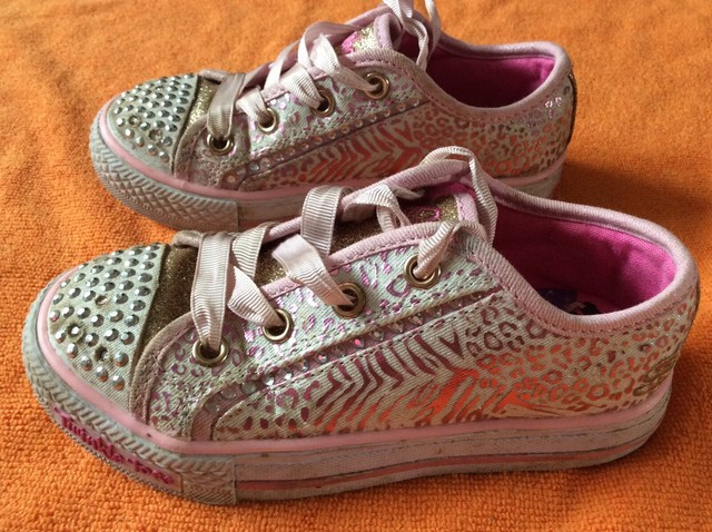 skechers twinkle toes uk