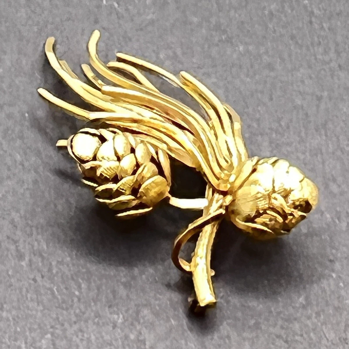Vintage wells jewelry deals
