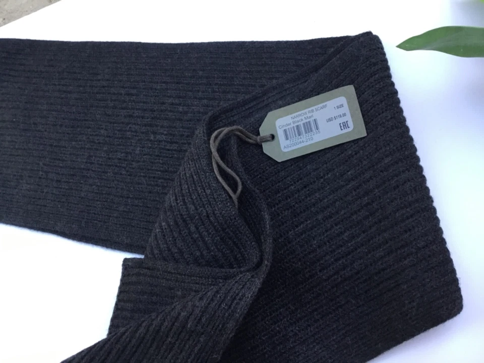 Bufanda delgada AllSaints Narrow Rib 100 % lana merino 61" x 7" verde militar nueva con etiquetas $119 Foto 4 de 4