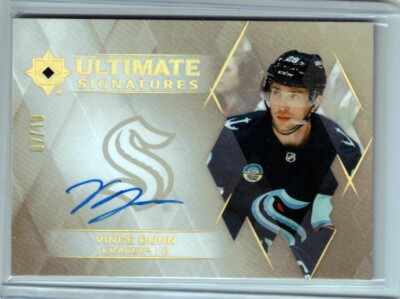 2023-24 ULTIMATE COLLECTION VINCE DUNN AUTO GOLD #07/10 KRAKEN