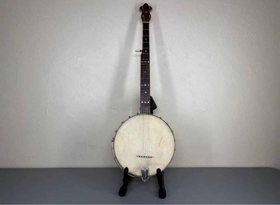 Open-Back Banjo with Hard Case, Natural Finish, Mint Condition - Image 2 of 4