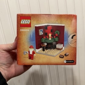 LEGO Seasonal: Holiday Set 2 of 2 (3300002)