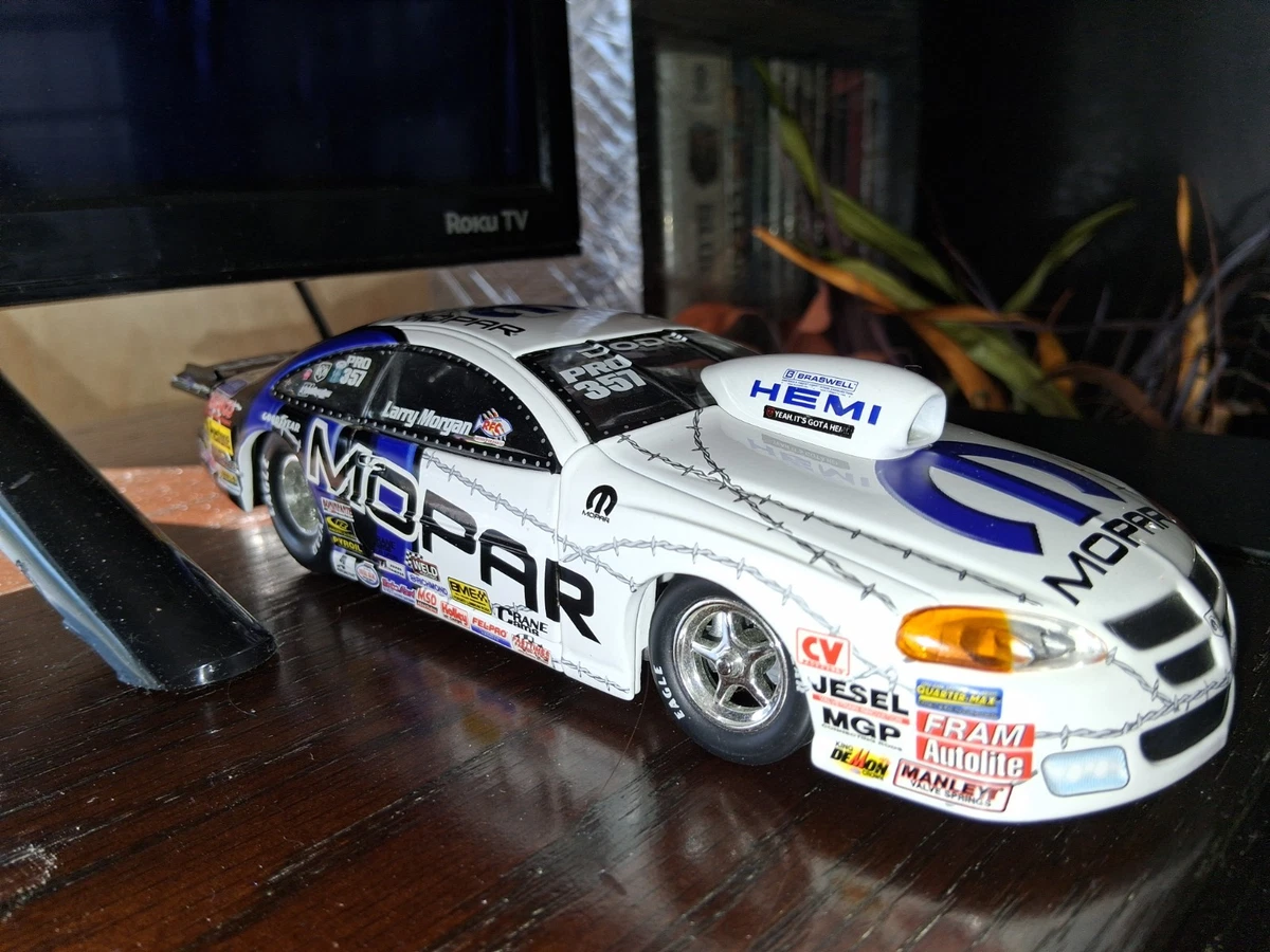 Racing Champions Diecast Racing Cars 1:24 2006 Vehicle Year for