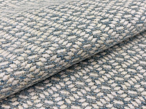 Colefax & Fowler Lattice Upholstery Fabric- Kinsford Old Blue REMNANT 32" x 55" - 第 1/3 張圖片