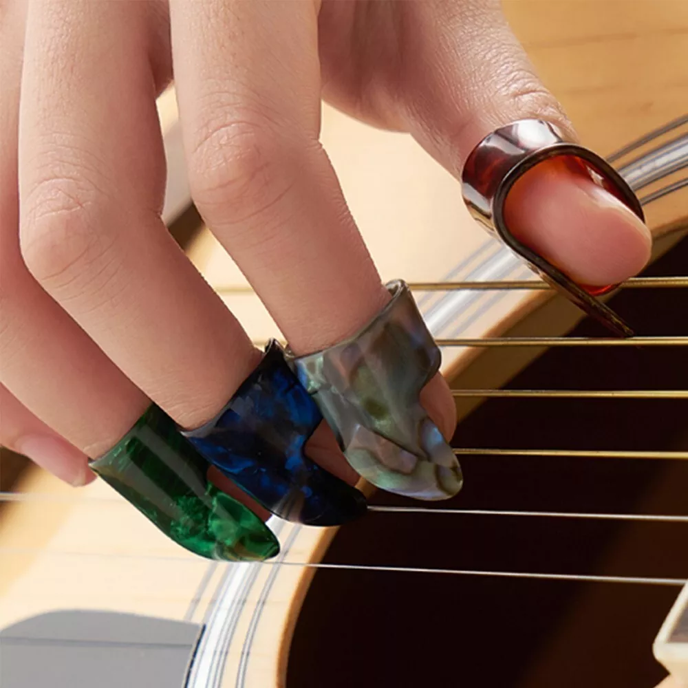 Finger plectrum sales
