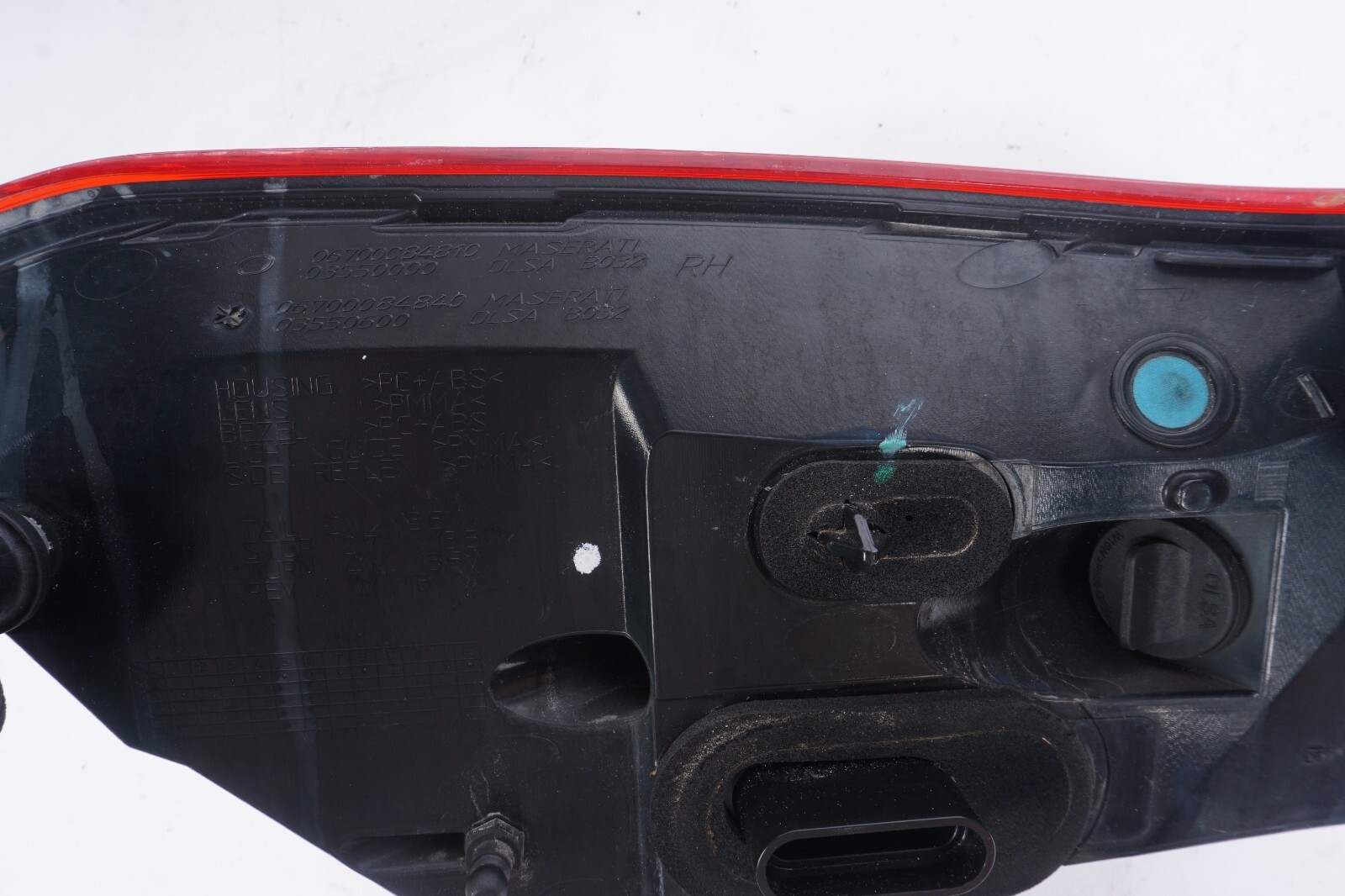 2014-2020 Maserati Ghibli Tail Light Outer Rear Right Passenger Side OEM
