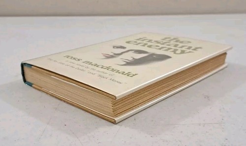 VINTAGE 1968 First Edition HCDJ- The Instant Enemy by Ross Macdonald - Picture 10 of 12