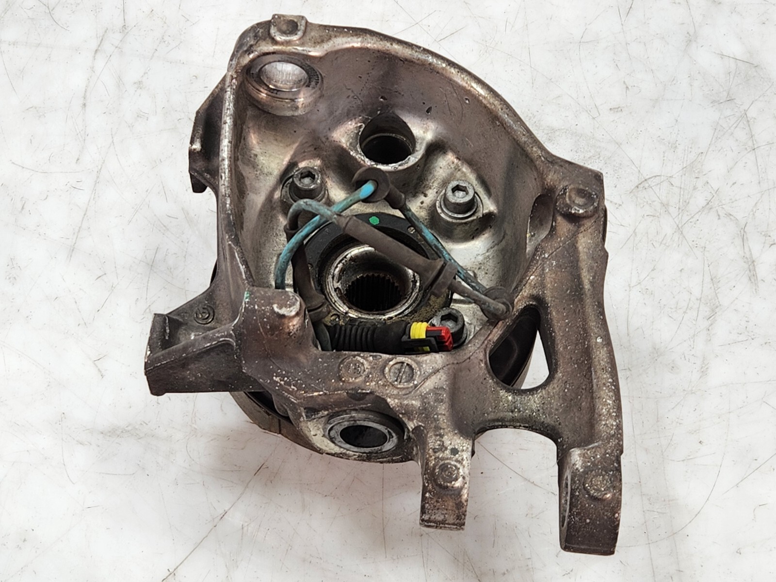 ✅ 13-19 OEM Maserati GT Sport M145 Rear Passenger Spindle Knuckle Hub Carrier