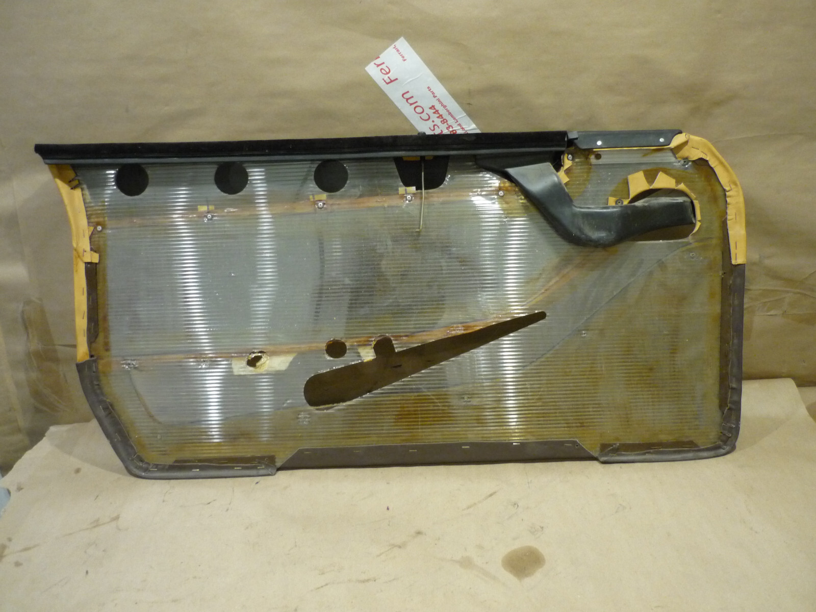 Ferrari Testarossa(85-90). RH Inner Door Panel. Beige -  Part# 61502000