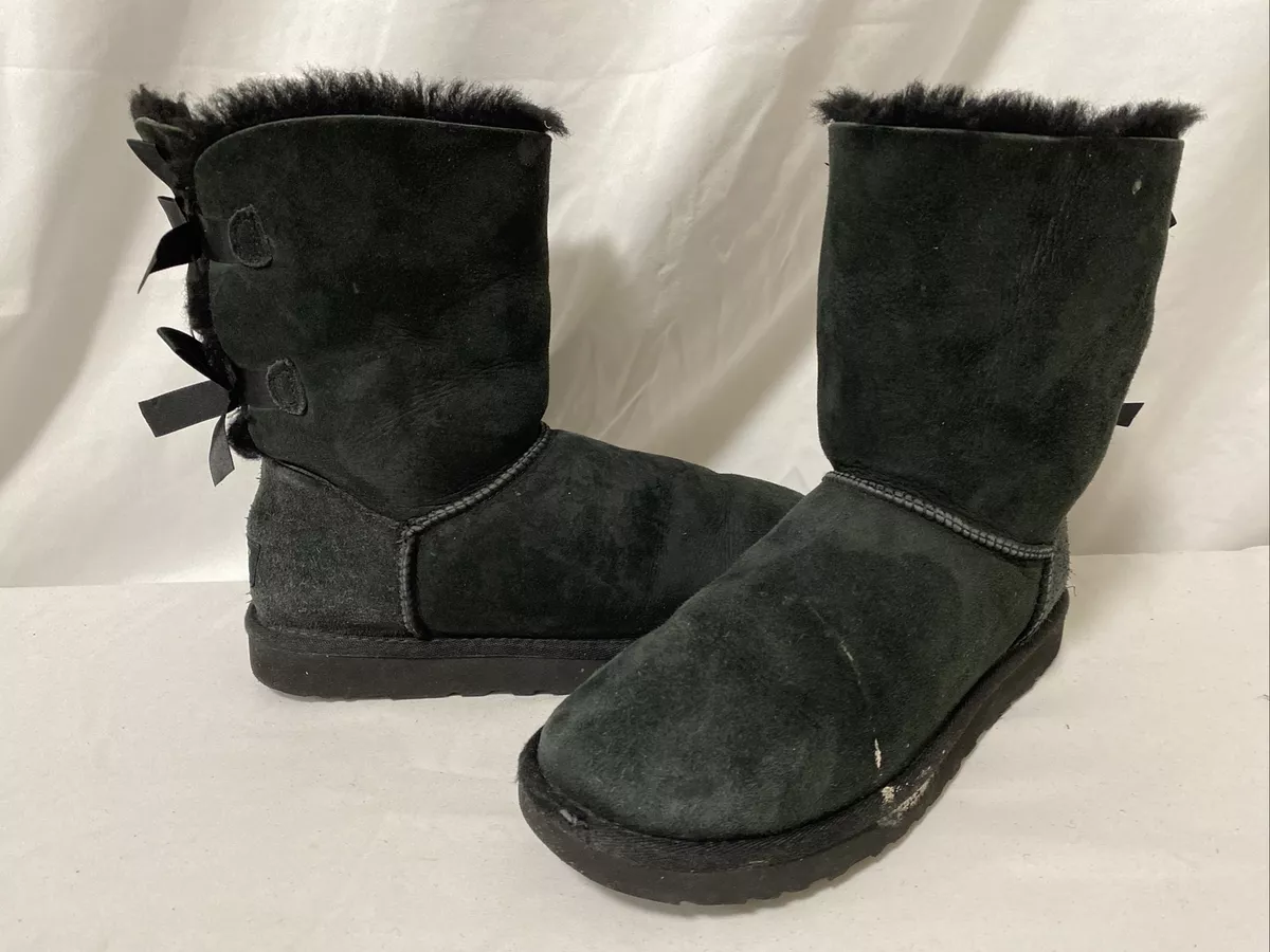 Uggs on hotsell sale size 7