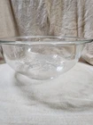 Vtg 8.5" Pyrex 1.5L Clear Mixing Bowl With White Flowers