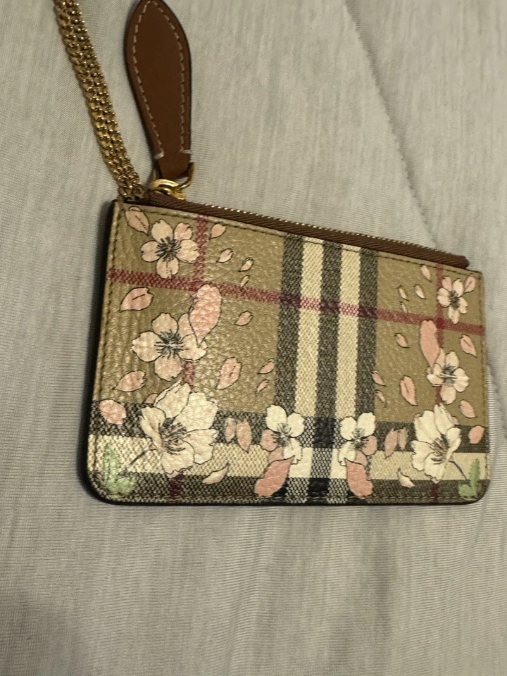 Monedero Burberry Kelbrook de cuero a cuadros en flor de cerezo en beige archivo Foto 3 de 4