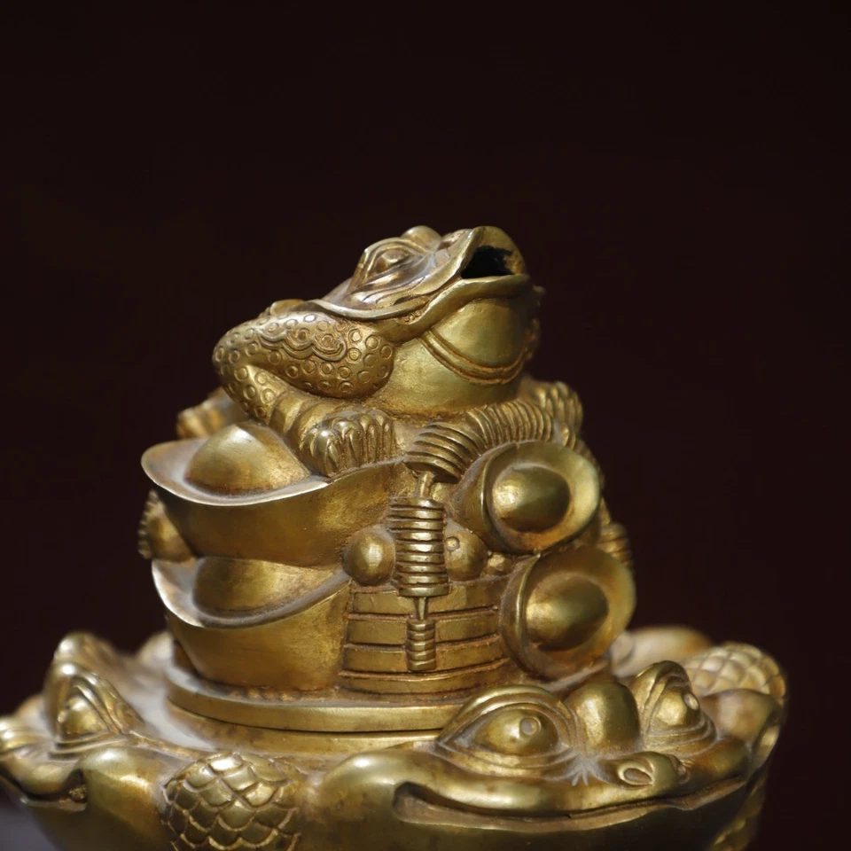 5.9" China Old Collection Treasure Copper Gilt Gold Toad Incense Burner - Image 4 of 4