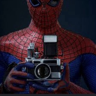 Spider Man’s Kamera Yashica Electro 35 Vollfunktionsfähig – 45mm f/1.7 – Tasche