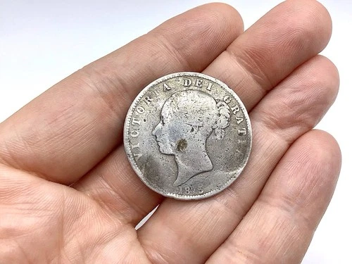 1875 Victoria Half Crown — photo from the most recent tracked eBay sale