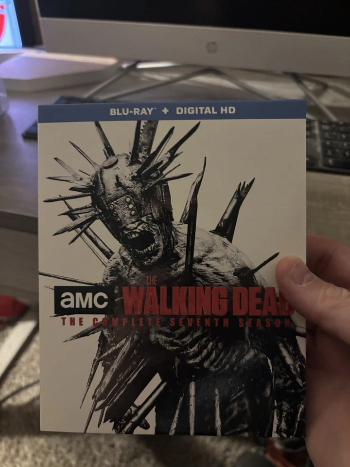 The Walking Dead - Season 7 - Limited Collectors Edition Blu-ray - Spike Walker - Image 4 of 4