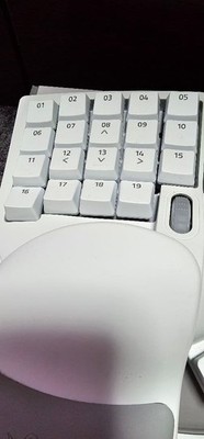 Razer Tartarus Pro White Gaming Keyboard Analog Optical Keypad