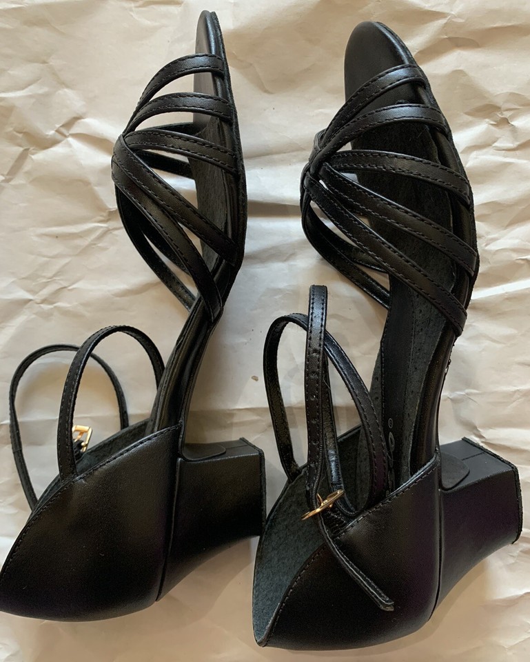 Capezio Black Women Ballroom Dance Shoes Size 4 1/2 W (Wide) Made In