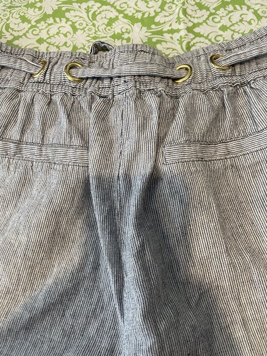 Ladies Michael Kors Linen Blend Pinstripe Shorts Large - Picture 11 of 11