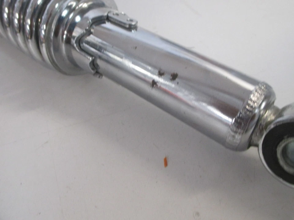 川崎 Z1 KZ900 后减震器 Eye to Eye 350 毫米,13.75 英寸铬 45014-072 — 第 3/4 张图片