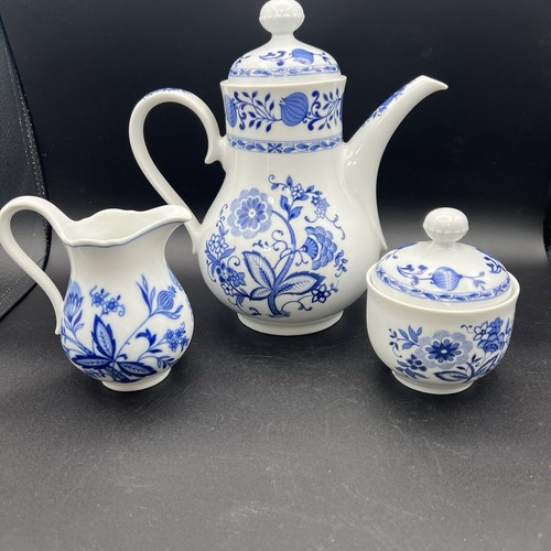 Zwiebelmuster Vtg Coffee Set Of 5 With Creamer, Sugar, 8” Plates Mothers Day - Picture 7 of 15