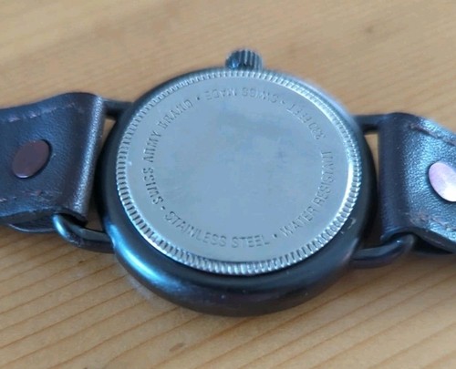 Vtg 1990s Victorinox Swiss Army Cavalry Watch Military Gunmetal Date 37mm 10 ATM - Picture 9 of 11