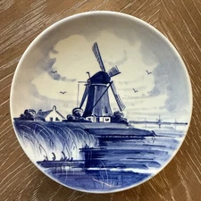 BLUE DELFT BLAUW HOLLAND HAND PAINTED WINDMILLS  5.25” PLATE Hanger3/27/14
