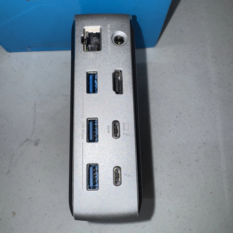 Anker Docking Station 577 (13-in-1) Laptop Phone 4K A8396141 - Silver - Image 4 of 4