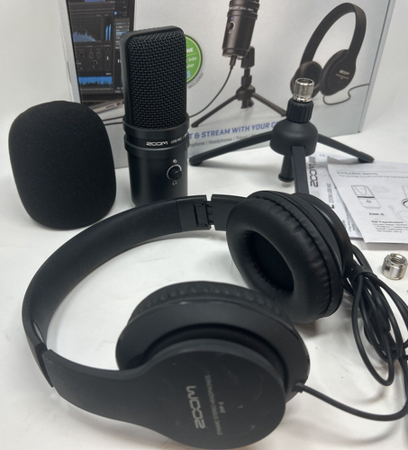 Zoom ZUM-2 Podcast Mic Pack Podcast USB Microphone Headphones Tripod Windscreen - Picture 4 of 8